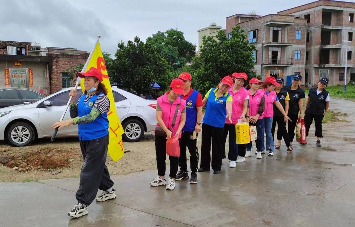 化州市同庆镇开展感恩母亲节 禁毒与爱同行活动_关爱_家庭_毒品