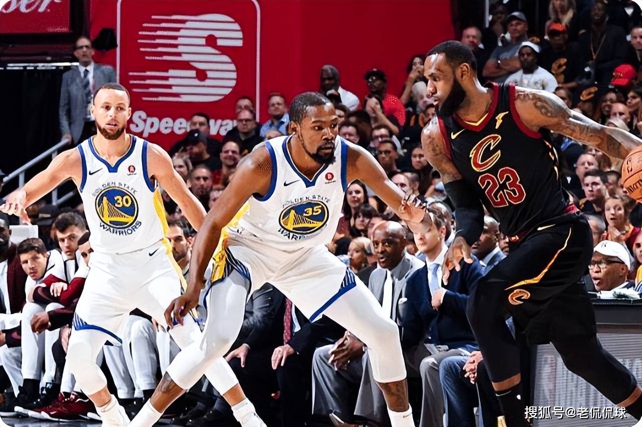 同是30 高龄,本赛季的勇士库里与18年的詹姆斯相比又如何?