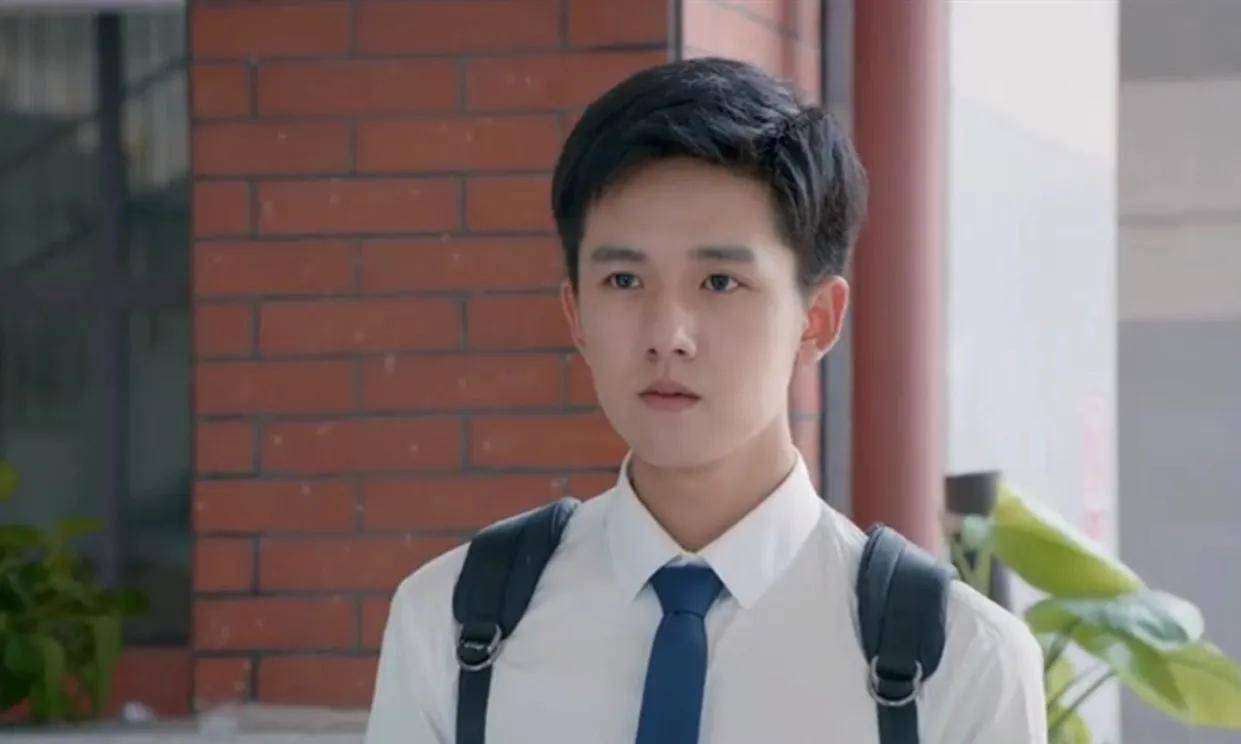 张耀动情告白,演绎青春学霸形象_京芷卉_因为_大学