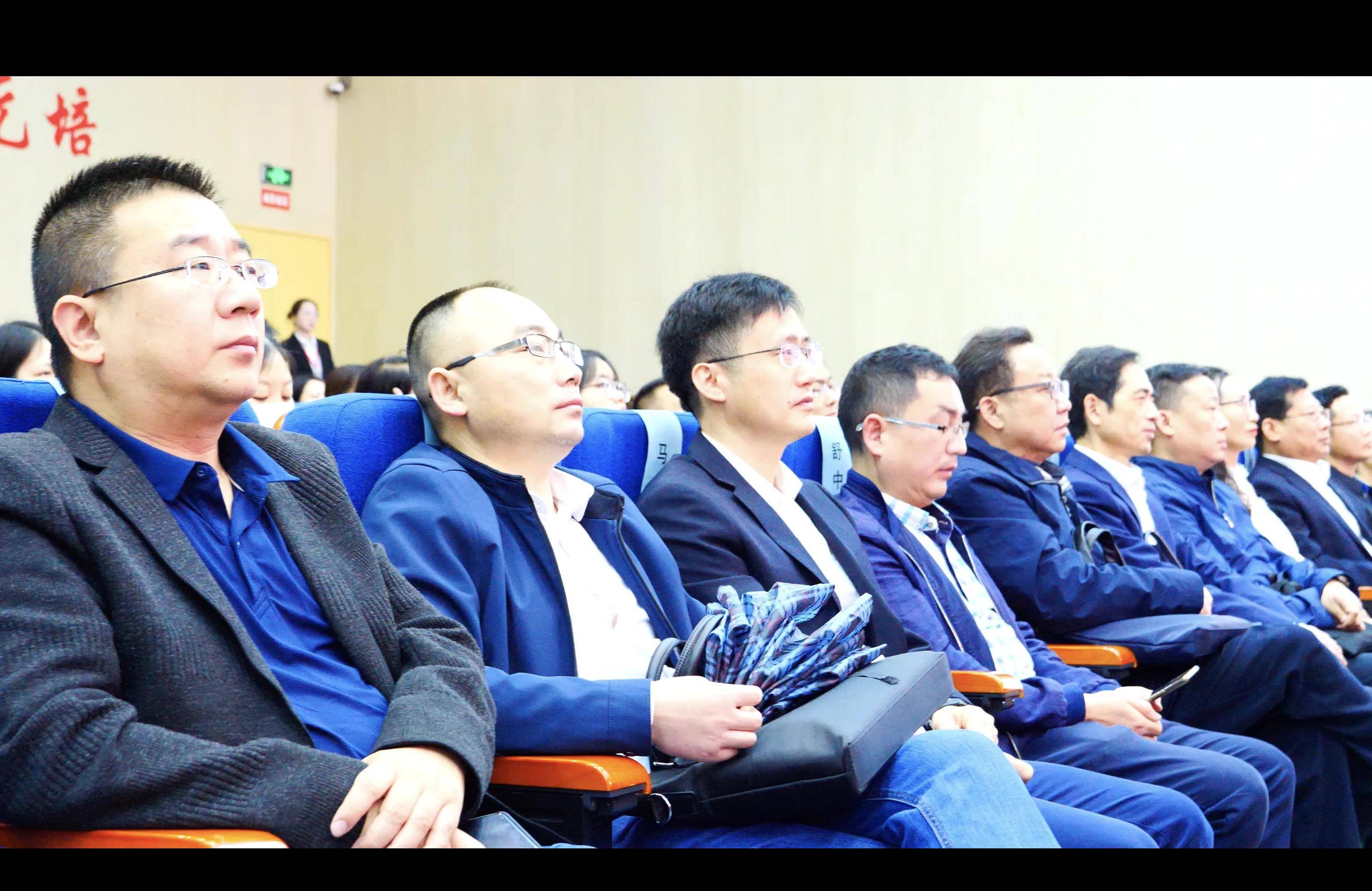 推进会暨德育讲师团进校巡讲活动启动仪式举行_第一中学_首批_相关