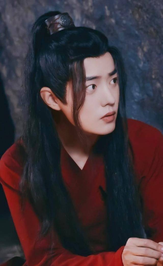 "古装男神"配红衣:成毅邪魅,肖战龚俊帅出天际,邓伦妖艳十足_杨洋