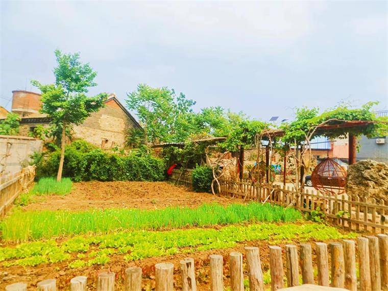 天津蓟州区环秀湖卧龙居农家院,地处深山,自然环境秀