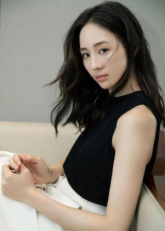 "氧气女神"张钧甯,坚持运动,少女感十足,确定已经39岁了?