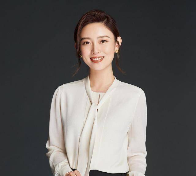 《等着我》主持人舒冬,李七月广受好评,3大原因让他们征服观众_魅力