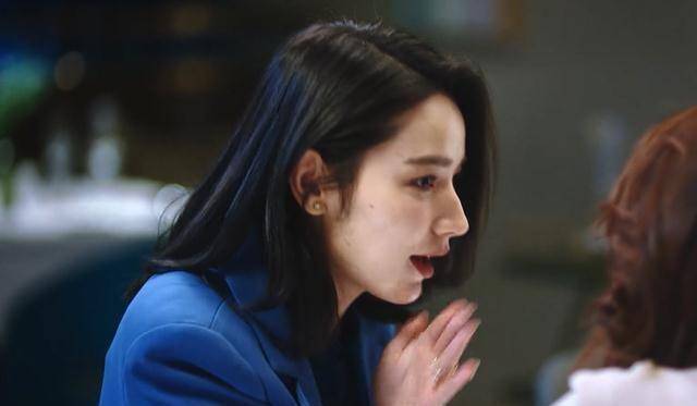 《暴风眼》友情和爱情,谁胜谁负,周恋用生命作为代价,证明一切_苗霏