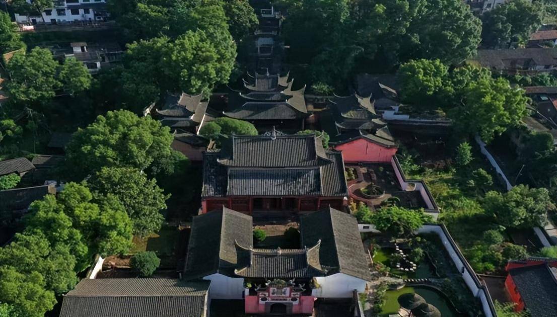 唐太宗李世民为什么要在远离京都长安千里之外沅陵敕建龙兴讲寺?