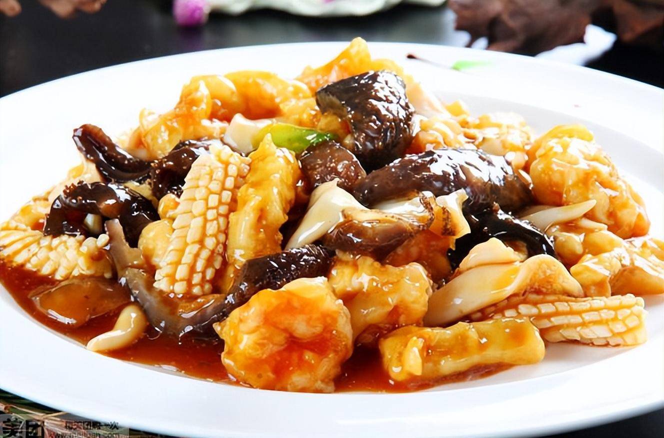 东北一家来大连,吃海鲜尝焖子,结账时不可思议:这是海边的物价_老杨