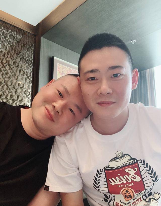 辫哥儿张云雷未到场在线委屈_网友_马桶_麒麟