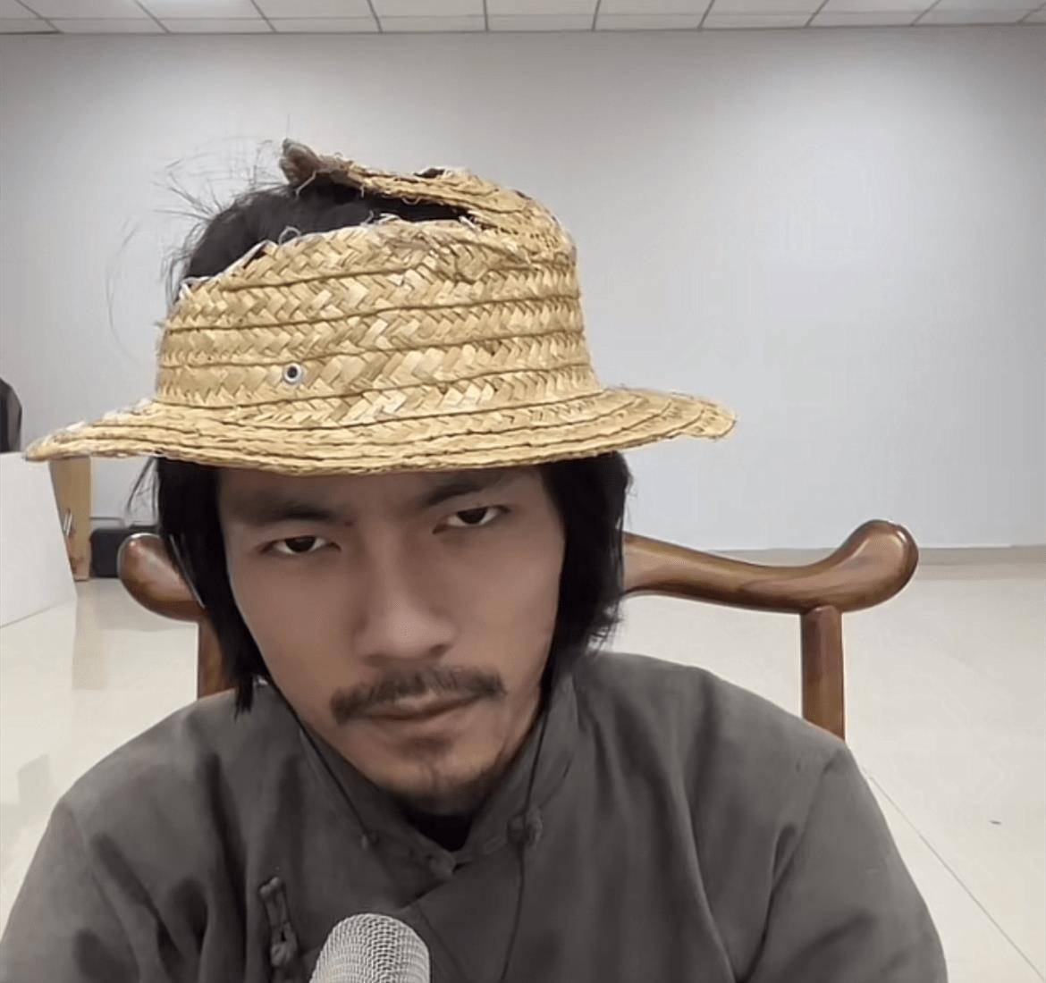 在某平台拥有超800万粉丝的网红"田斌导师",突然在自己的视频号上分享