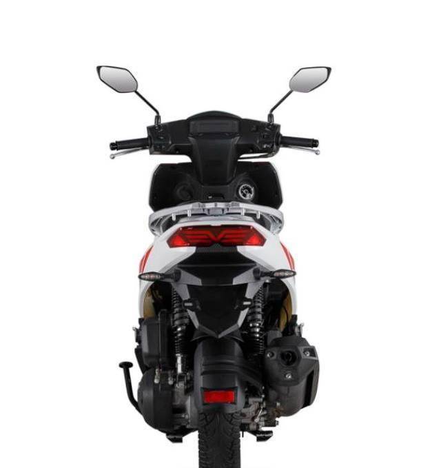 高性价比运动踏板,大阳vrs150,售价12980起,全系标配前后abs_搜狐汽车