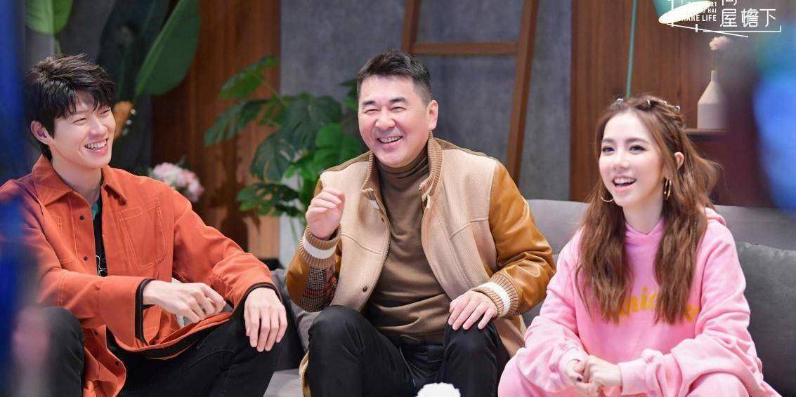 《同一屋檐下》王天奇告白褚梦娜被拒绝,邓紫棋谈自身恋爱观_网友