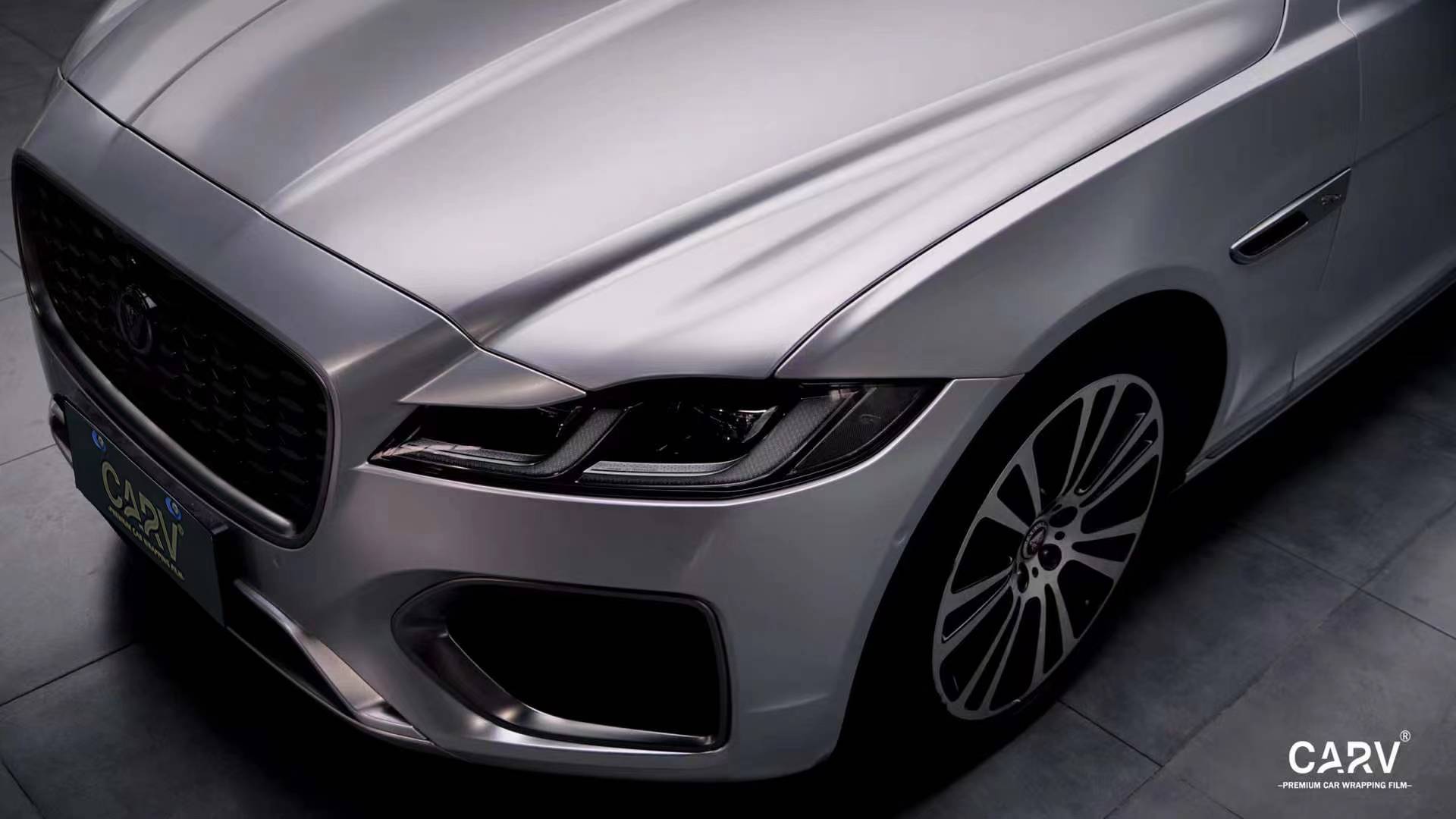 捷豹xfl卡孚改色膜电光金属银,冷冷的科技感_搜狐汽车_搜狐网