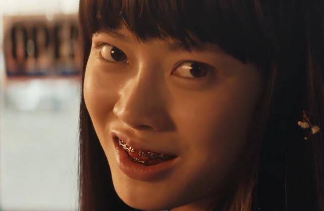 《唐人街探案》牙套妹太可怕?
