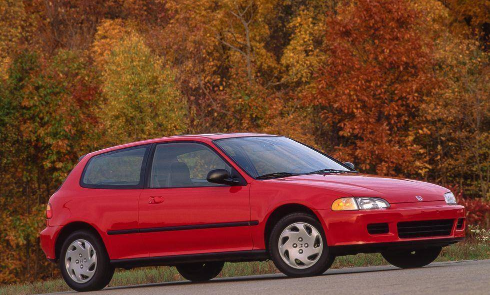 从家用小车到钢炮信仰,详解本田思域的进化之路