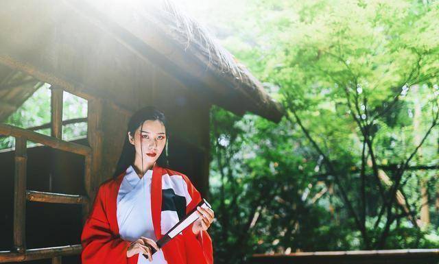 《幺女长乐》也认输,空留这部经典权谋文,9.