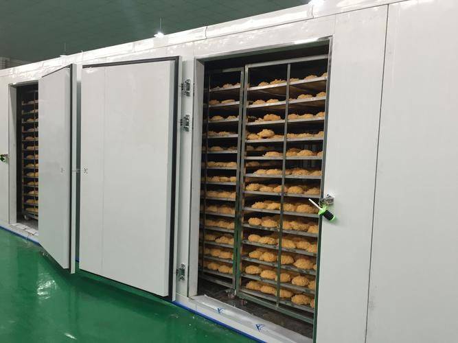 大型药材烘干房 多层式中药材热风烘烤箱_进行_的设备_风机