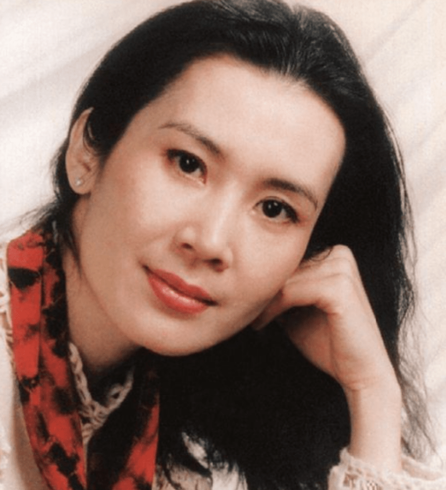 演员肖雄:80年代红极一时,巅峰时为拍戏离婚,65岁单身无儿女_事业