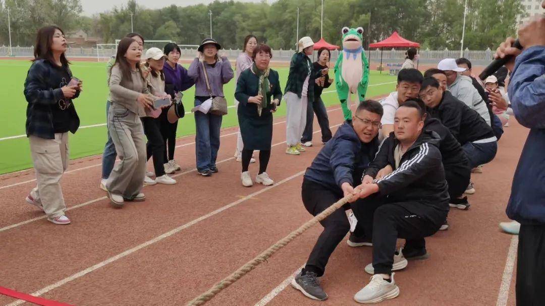 "三抓三促"进行时|河州中学第一届田径运动会比赛精彩掠影_河中_选手