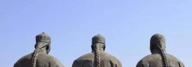 清朝人的发型:留电视剧中的发型要被砍头,这种发型