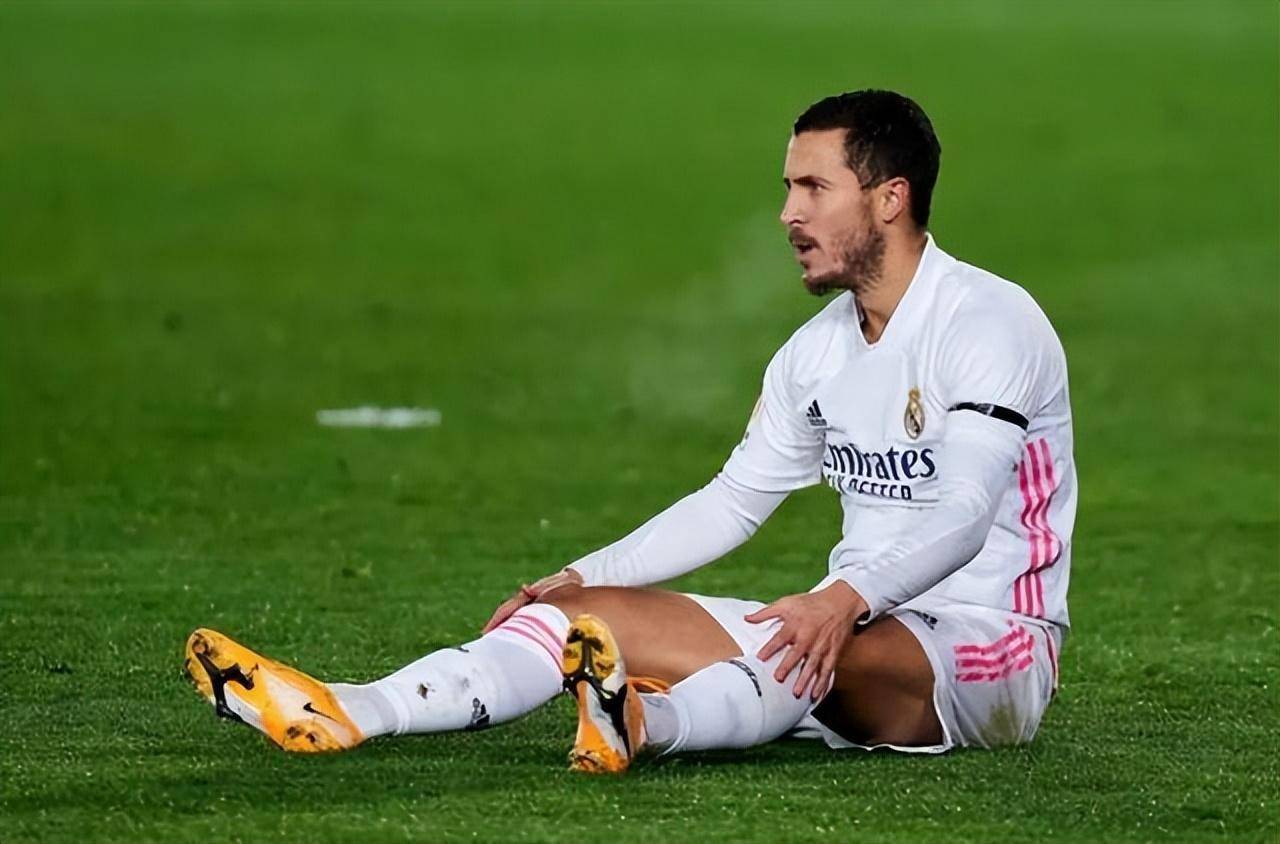 皇马顶星对转会沙特亮明态度,反向c罗操作,将让弗爷再亏3000万_阿扎尔