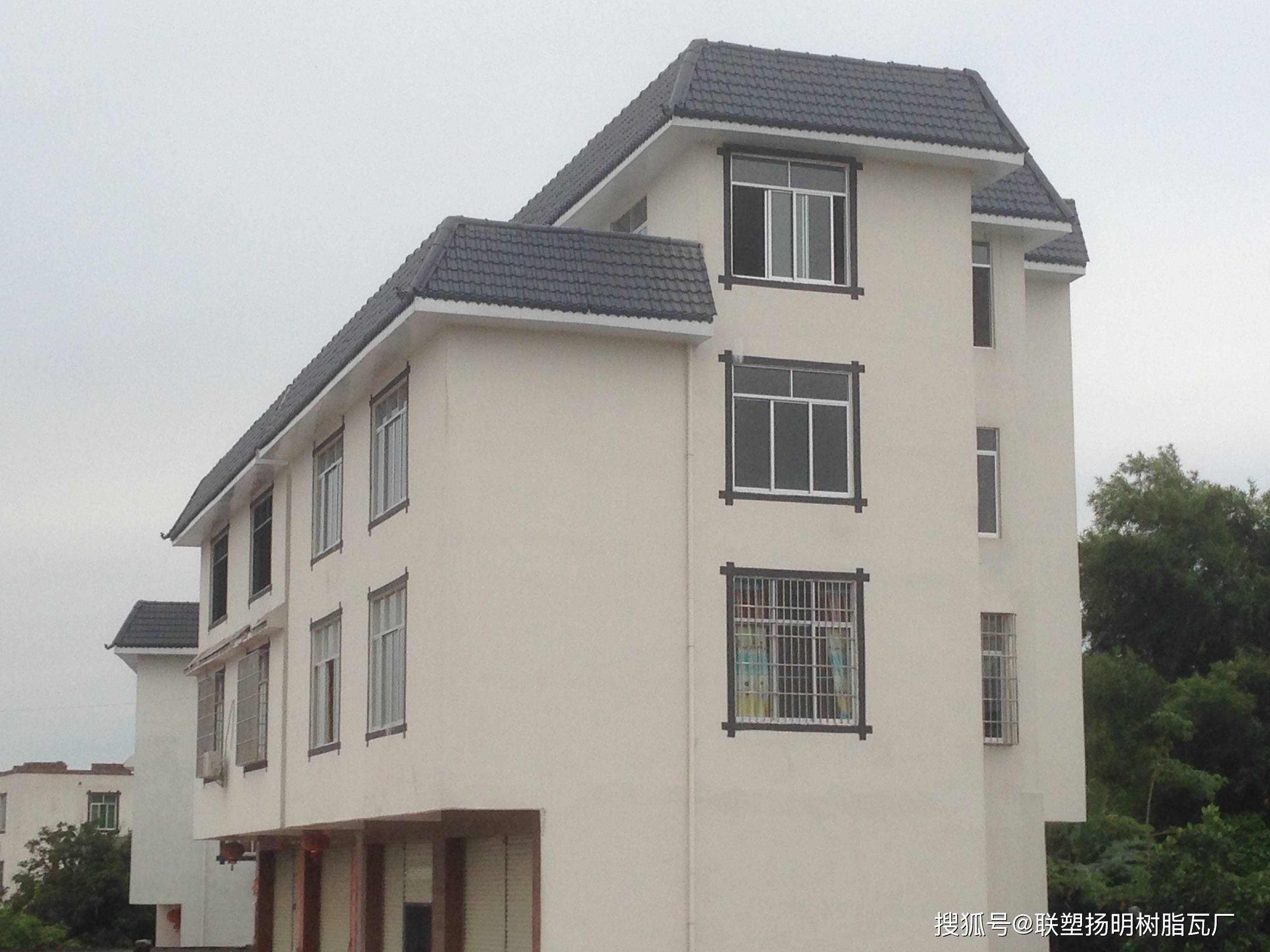 什么样的屋顶可是使用树脂瓦建造?_屋面_防水_隔热