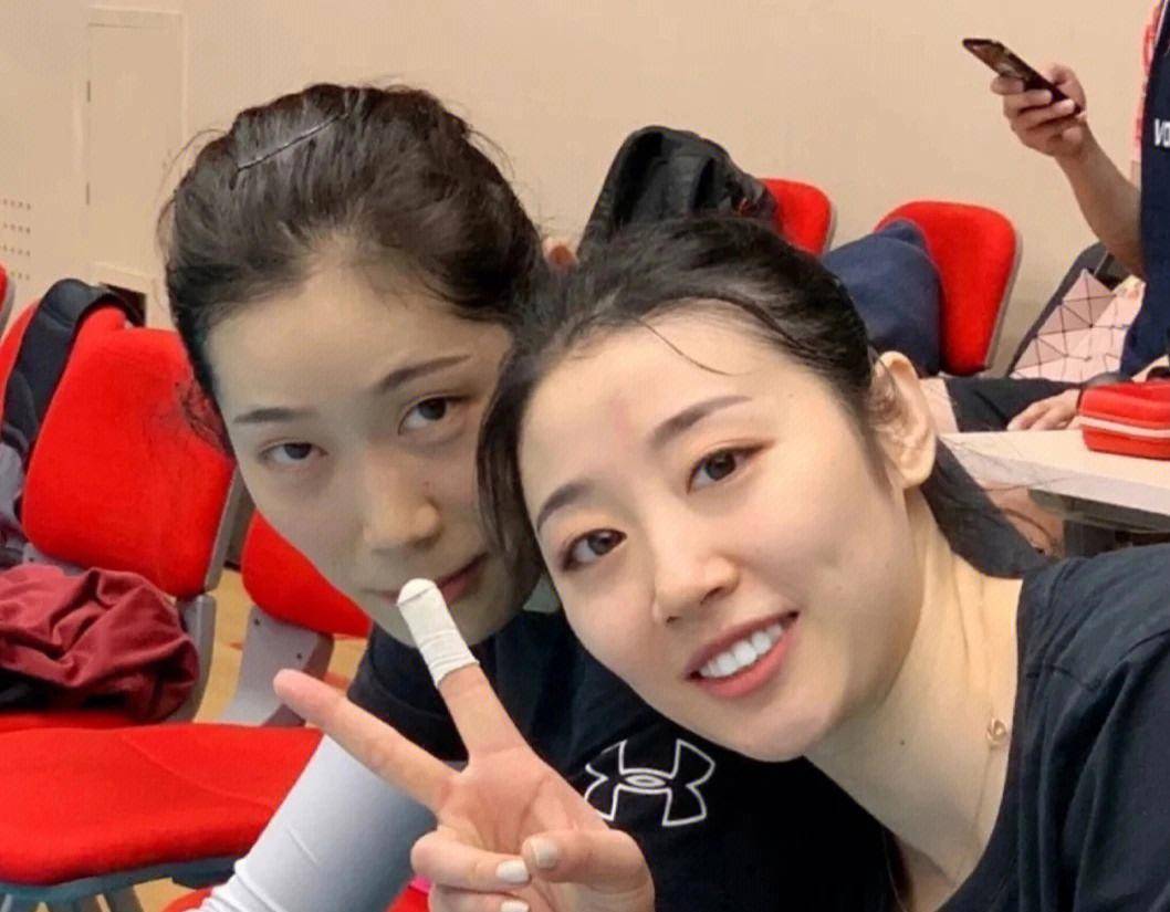 网传朱婷和姚迪已经回来 后面的事情就交给 赖主任怎么协调_蔡斌_联赛