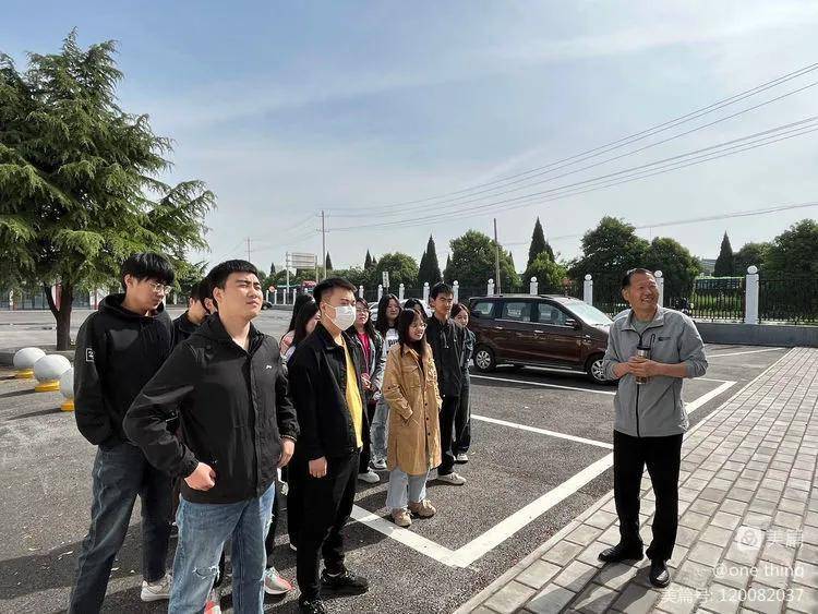 于右任书法学院学子赴三原于右任纪念馆开展研学活动_先生_中国_展厅