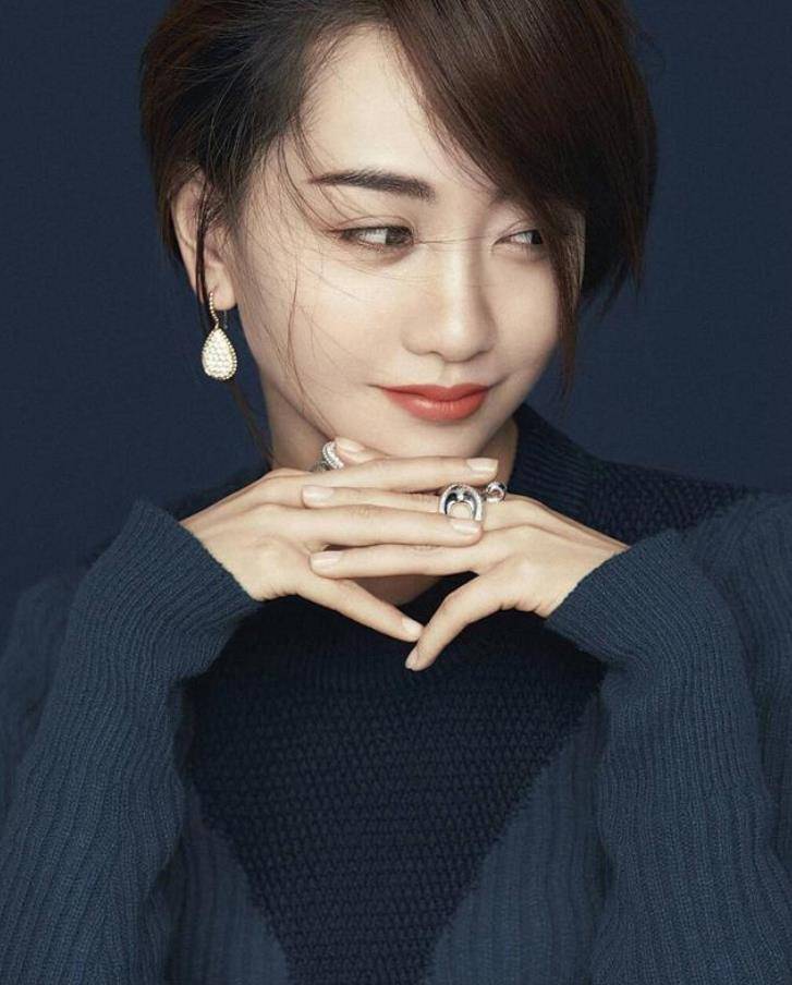 但是还是有不少人记得吴奇隆还有一个前妻叫马雅舒,也是一名演员.