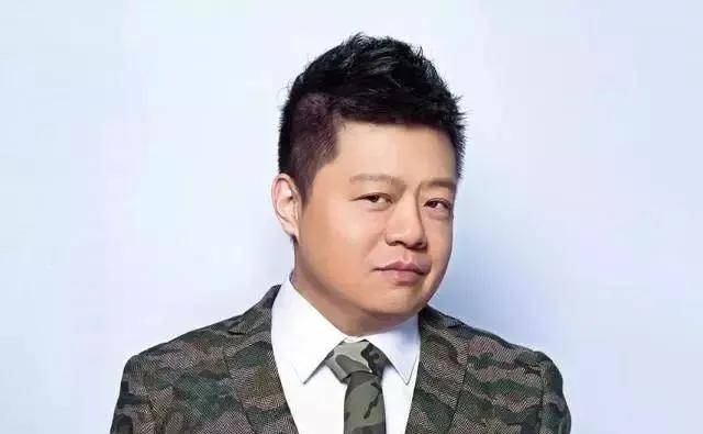 主持人马东:36岁娶妻40岁当父亲,如今恩爱18年美满幸福_彭小盛_节目
