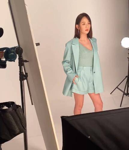 陈乔恩曝半年瘦22斤,曾胖到被质疑有喜,瘦下来后气色却不太好_艾伦官