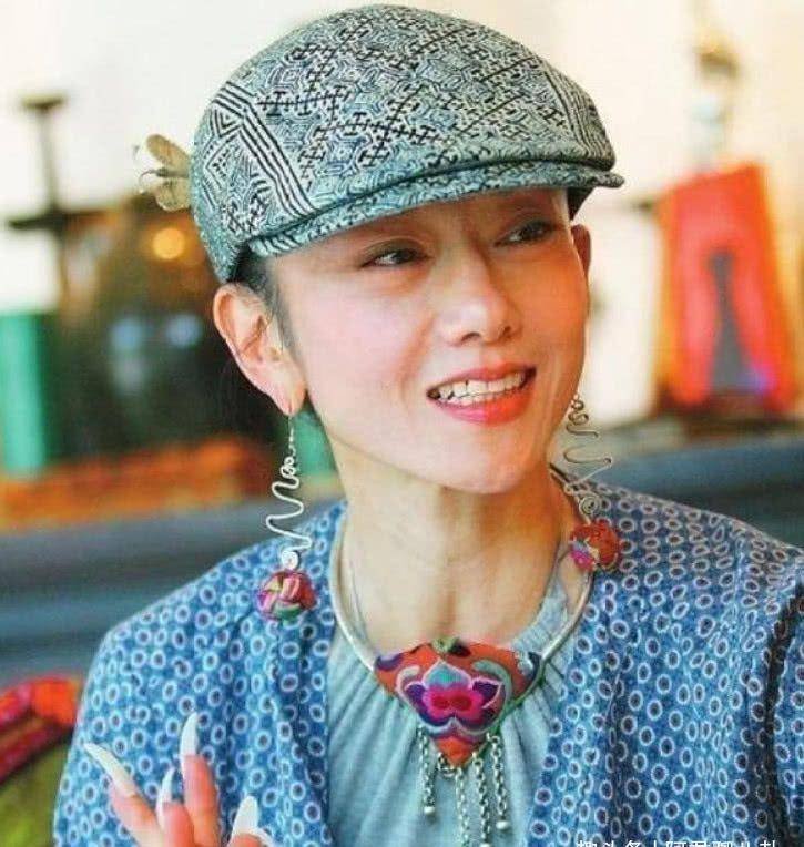 35岁时的杨丽萍近照曝光!