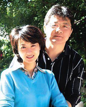 也是张斌的同事,令胡紫薇气愤的是,,张斌竟然背着她,和程雨涵