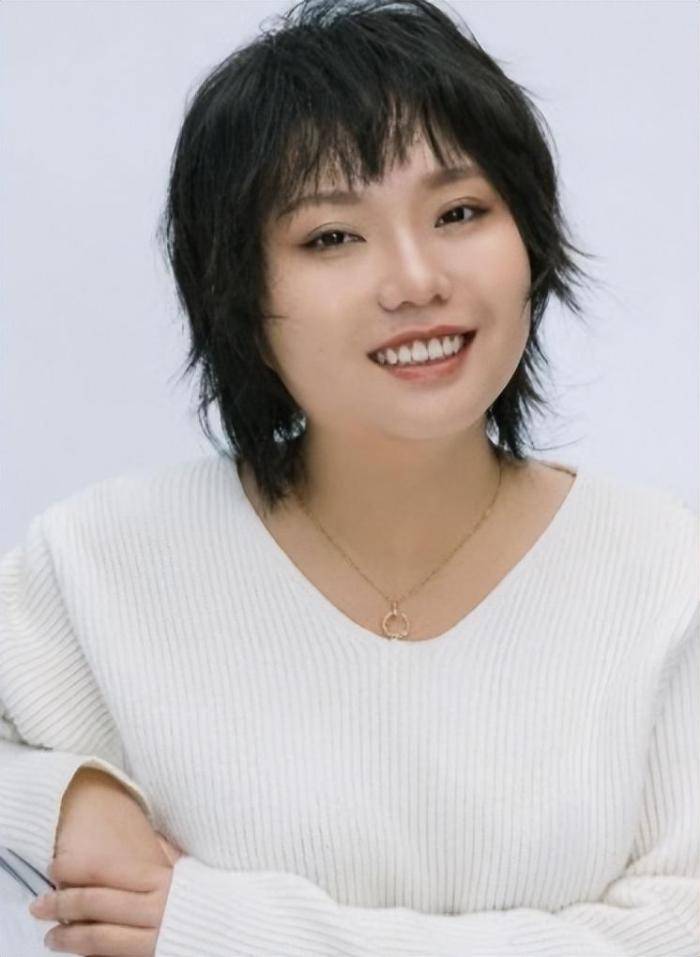 赚再多的钱,出再大的名,也"救"不了李雪琴_李诞_观众_母亲