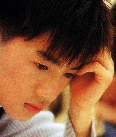 47岁苏有朋妻子被曝光,默默无闻16年,从未被传绯闻_小时候_小虎队_amy