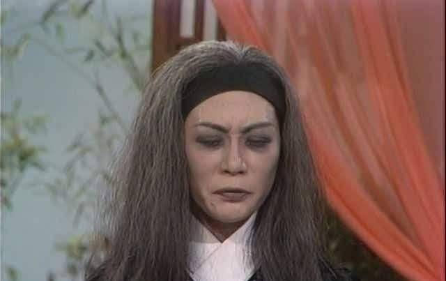 83版"梅超风"近照,戏中疯癫戏外惊艳,一生未嫁,72岁仍在接戏_黄文慧