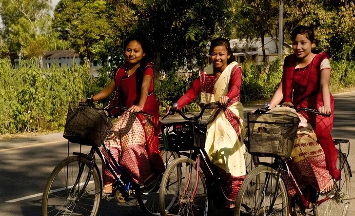 阿帕塔尼_族人_生活