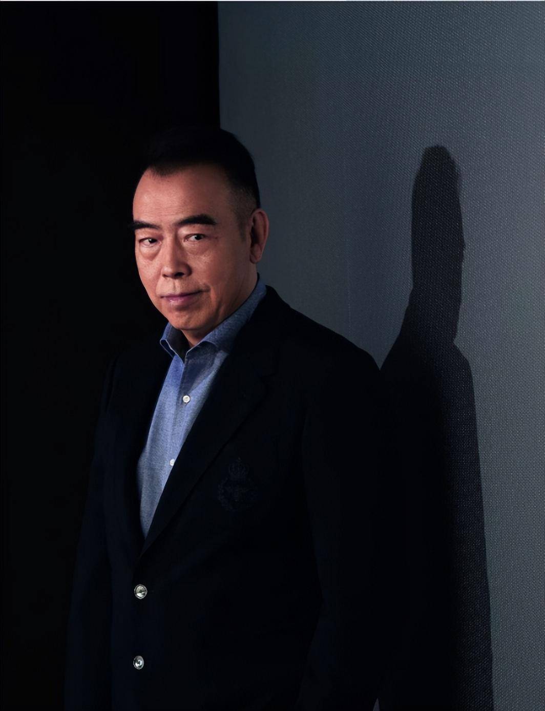 陈凯歌前妻洪晃怼龚俊?