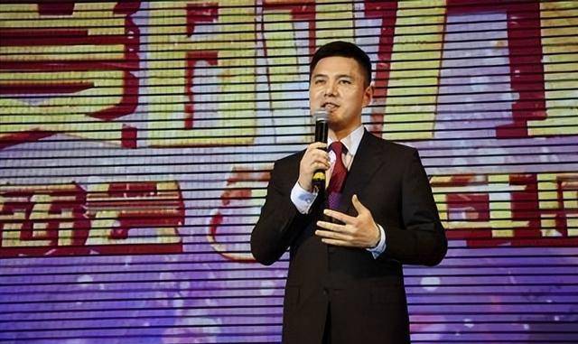 主持人赵普:15年离开央视回乡创业,后来大获成功,却仍叫人惋惜_工作