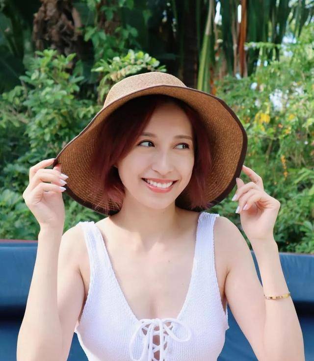 tvb立捧小花龚嘉欣30岁花900多万买入豪宅直言要更加努力工作_黄宗泽