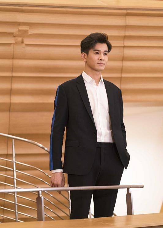不老男神钟汉良再演偶像剧,古装男神乔振宇变男二,网友直呼期待_观众