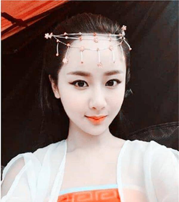 本以为杨紫已经够美了,可是看到她的替身,比杨紫好看多了?