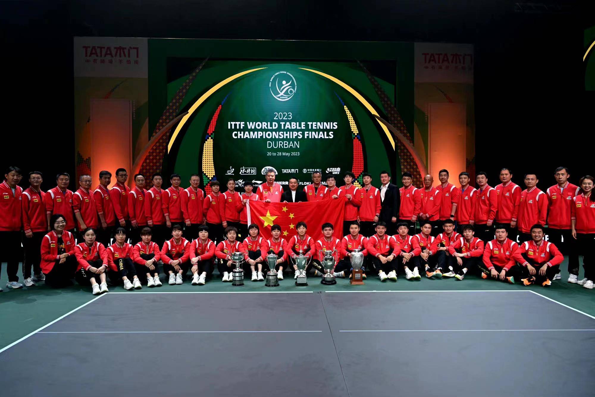 国乒大合照,中国红闪耀德班!