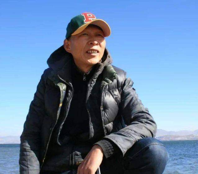 1990年,老师,秦他采取了"特殊刑事警察队",李明仁的副主任和音频,他做