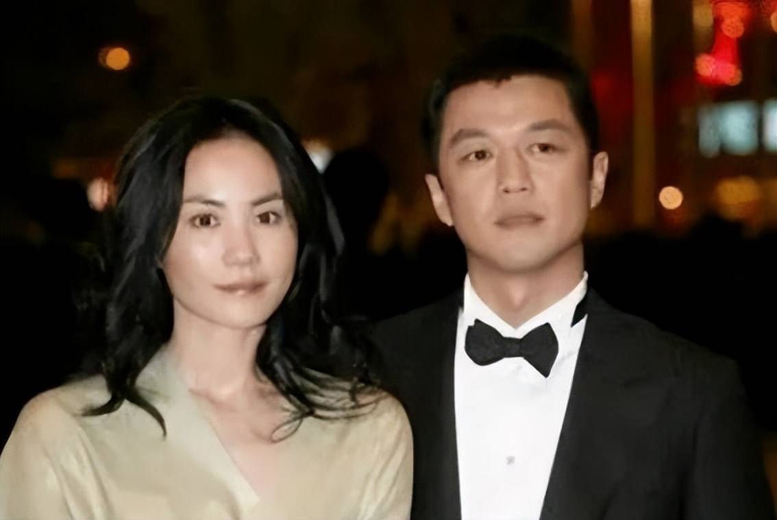 前有王菲,后有海哈金喜!李亚鹏只要一结婚,麻烦事就不断