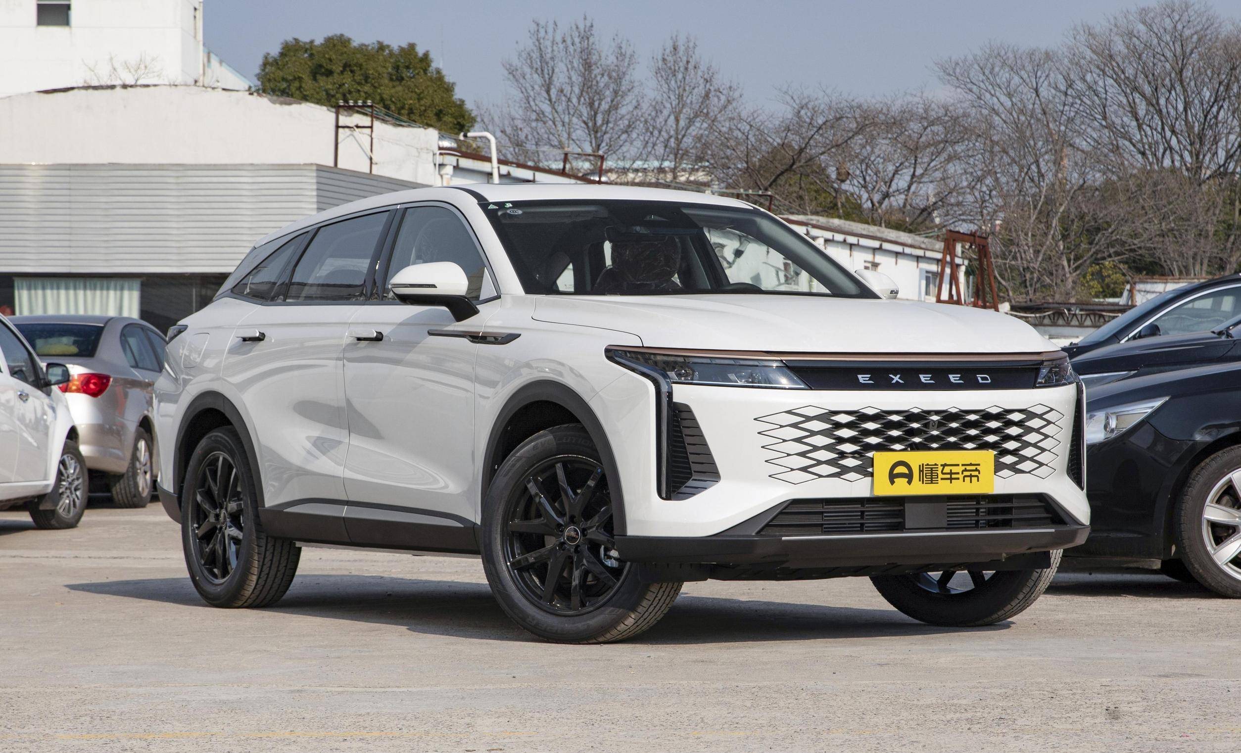 星途瑶光外观漂亮,配置很丰富,2.