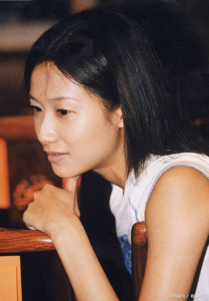 据了解,徐静蕾是我们知名女演员和导演,曾经出演过《将爱情进行到底》
