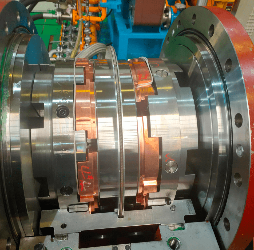 崇德科技助力镇海炼化乙烯裂解气压缩机组汽轮机推力轴承实现国产化