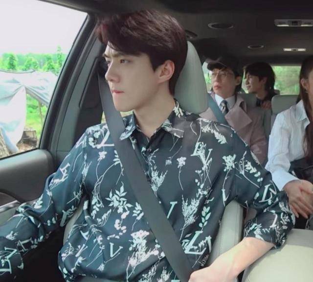 吴世勋胖了好多