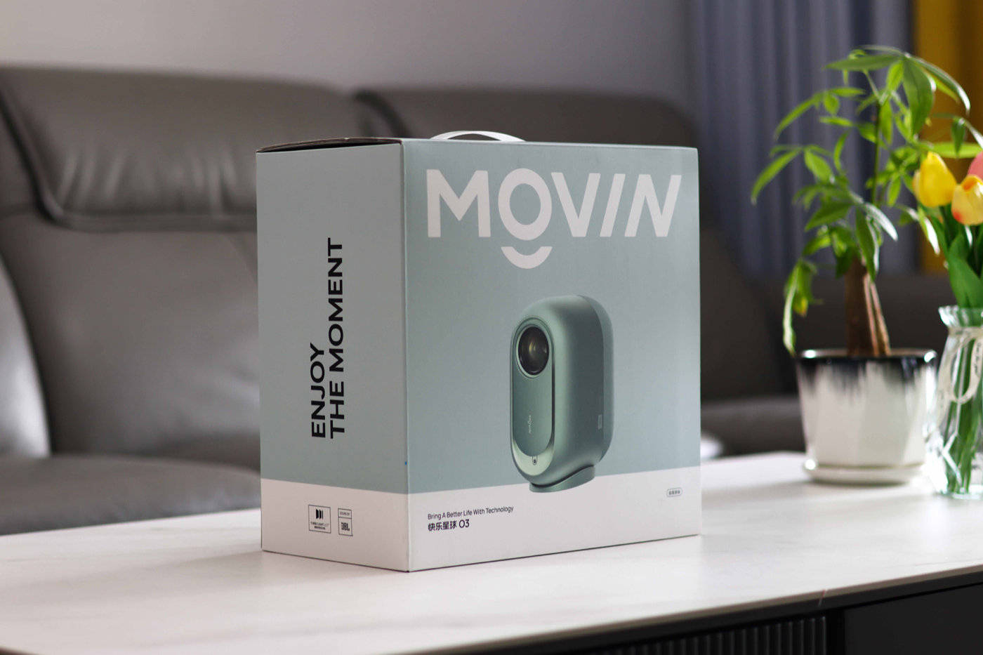 双倍亮度+JBL原装音响,表现到底如何?极米子品牌快乐星球O3投影深度评测