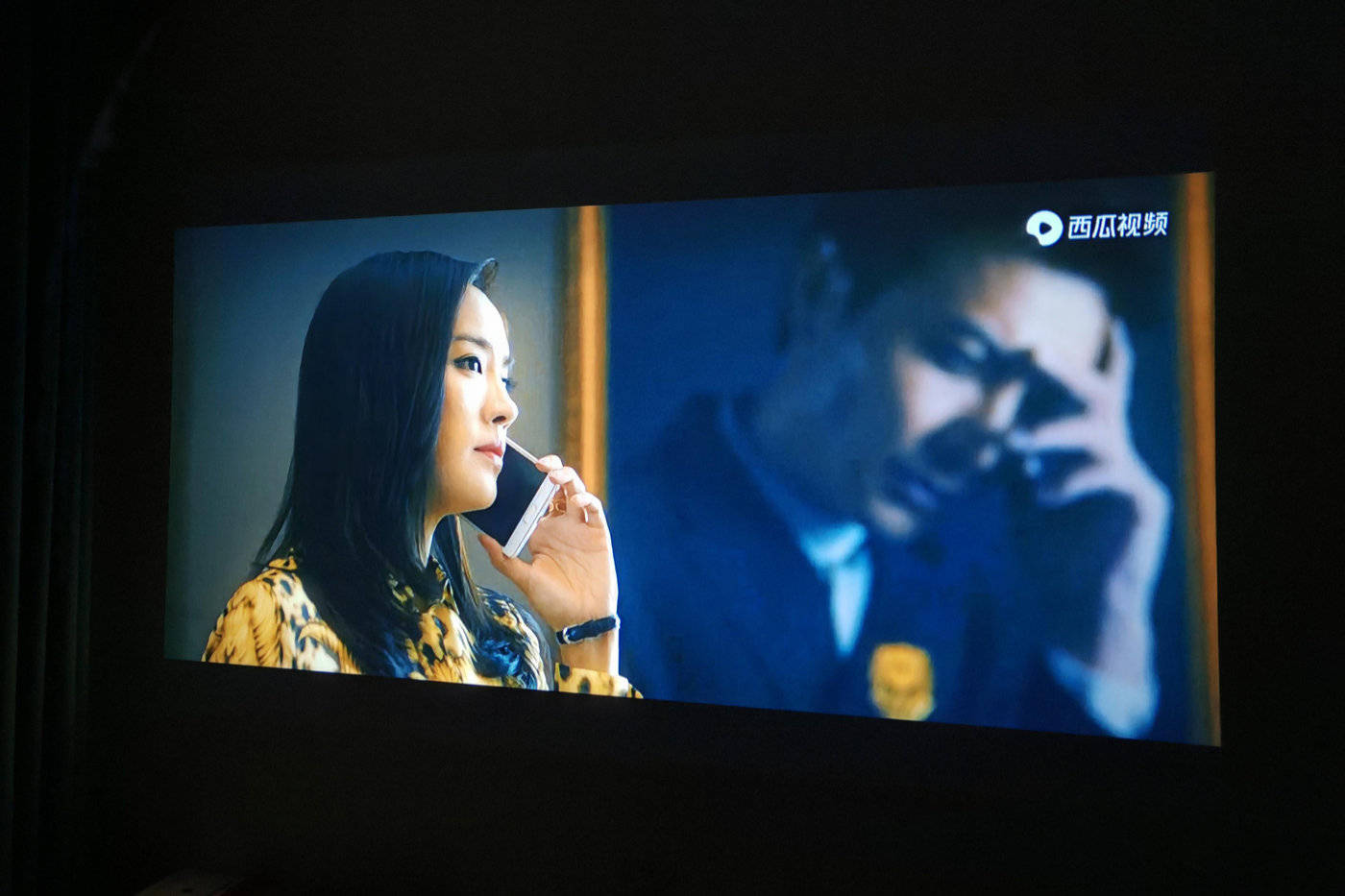 双倍亮度+JBL原装音响,表现到底如何?极米子品牌快乐星球O3投影深度评测